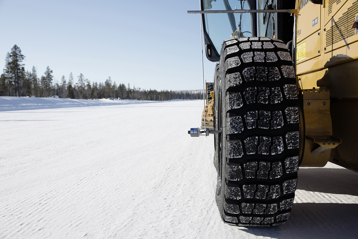 Trelleborg launches EMR1025 all-season construction tyre