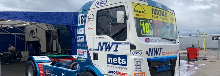 Textar brakes key as truck racer Newell enjoys winning weekend