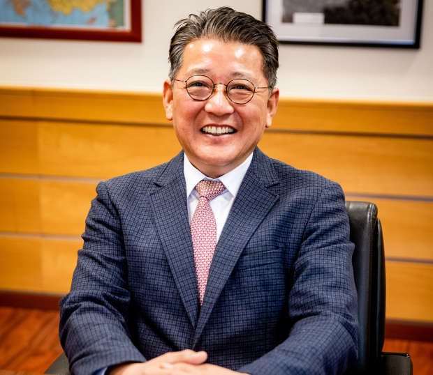 Hyung Yun Kim new MD for Hankook Tire’s Hungary plant
