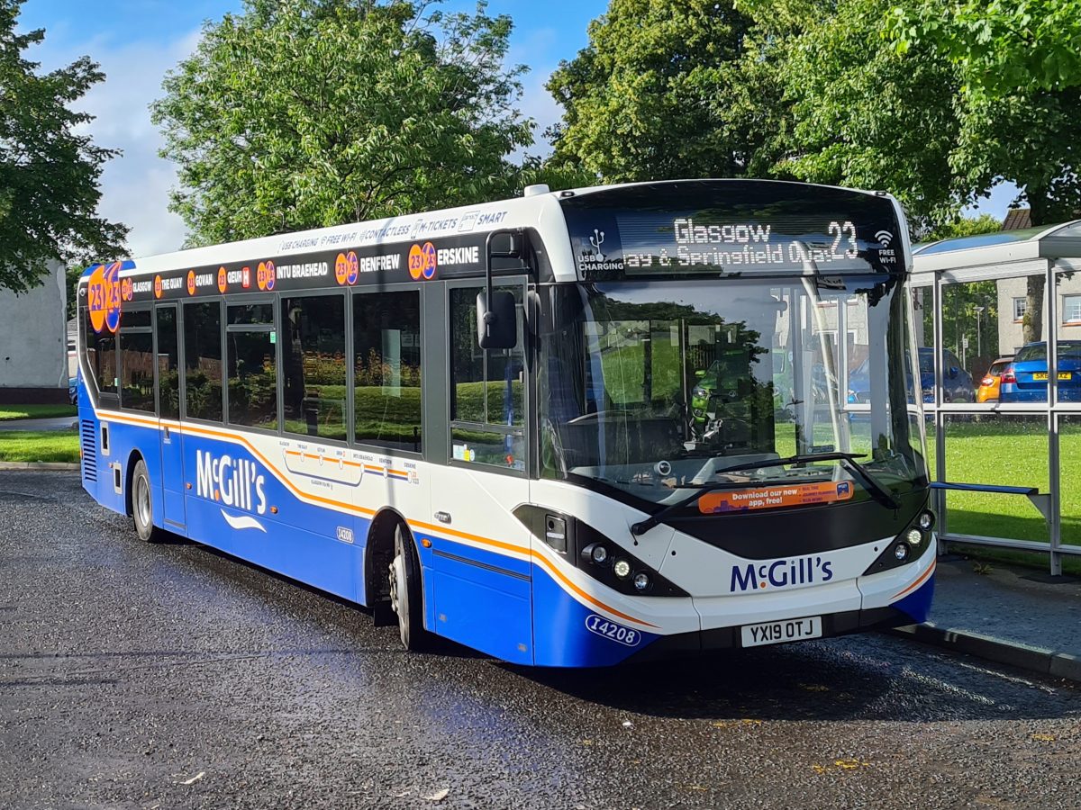 McGill’s Buses renews tyre supply contract with Michelin