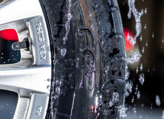 - improvement 15% Tyrepress FE2 Radial braking launched summer tyre GT with wet