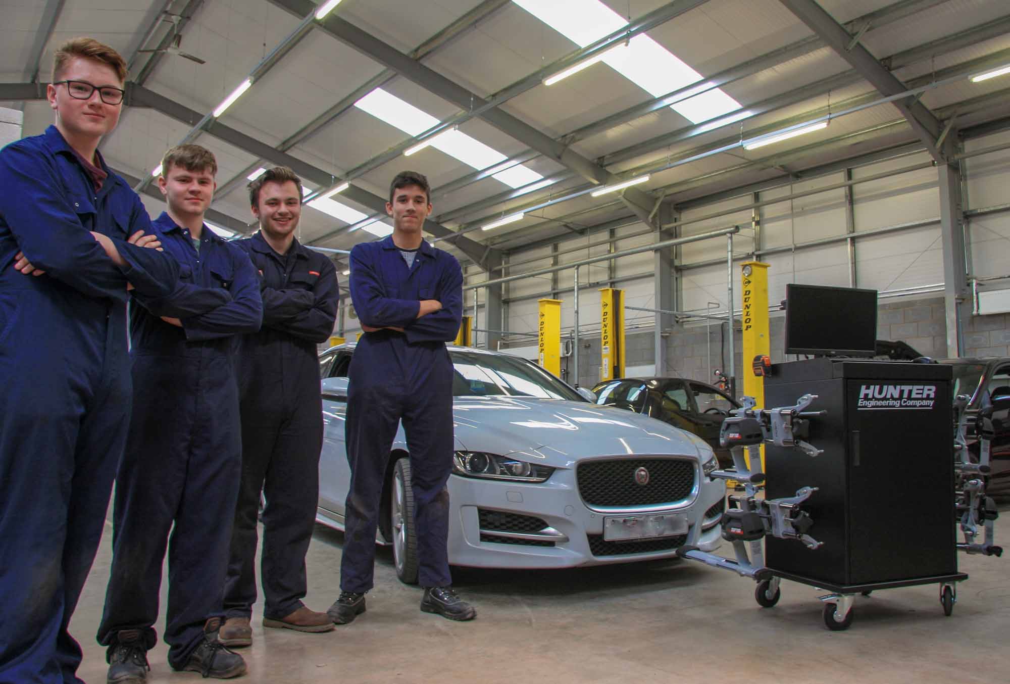 Hunter garage equipment helps trainee vehicle technicians get hands-on