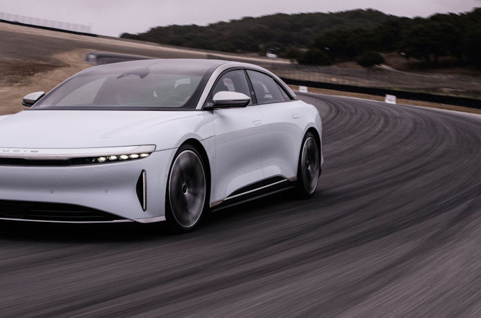 First Pirelli ‘HL’ tyre OE on Lucid Air