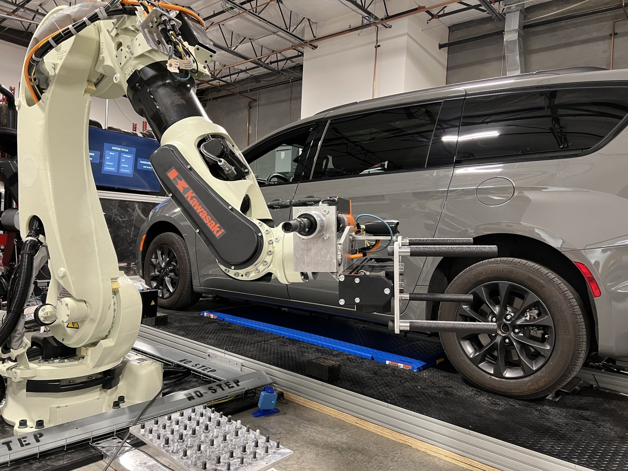 Discount Tire-backed RoboTire automated tyre changing system raises $7.5 million