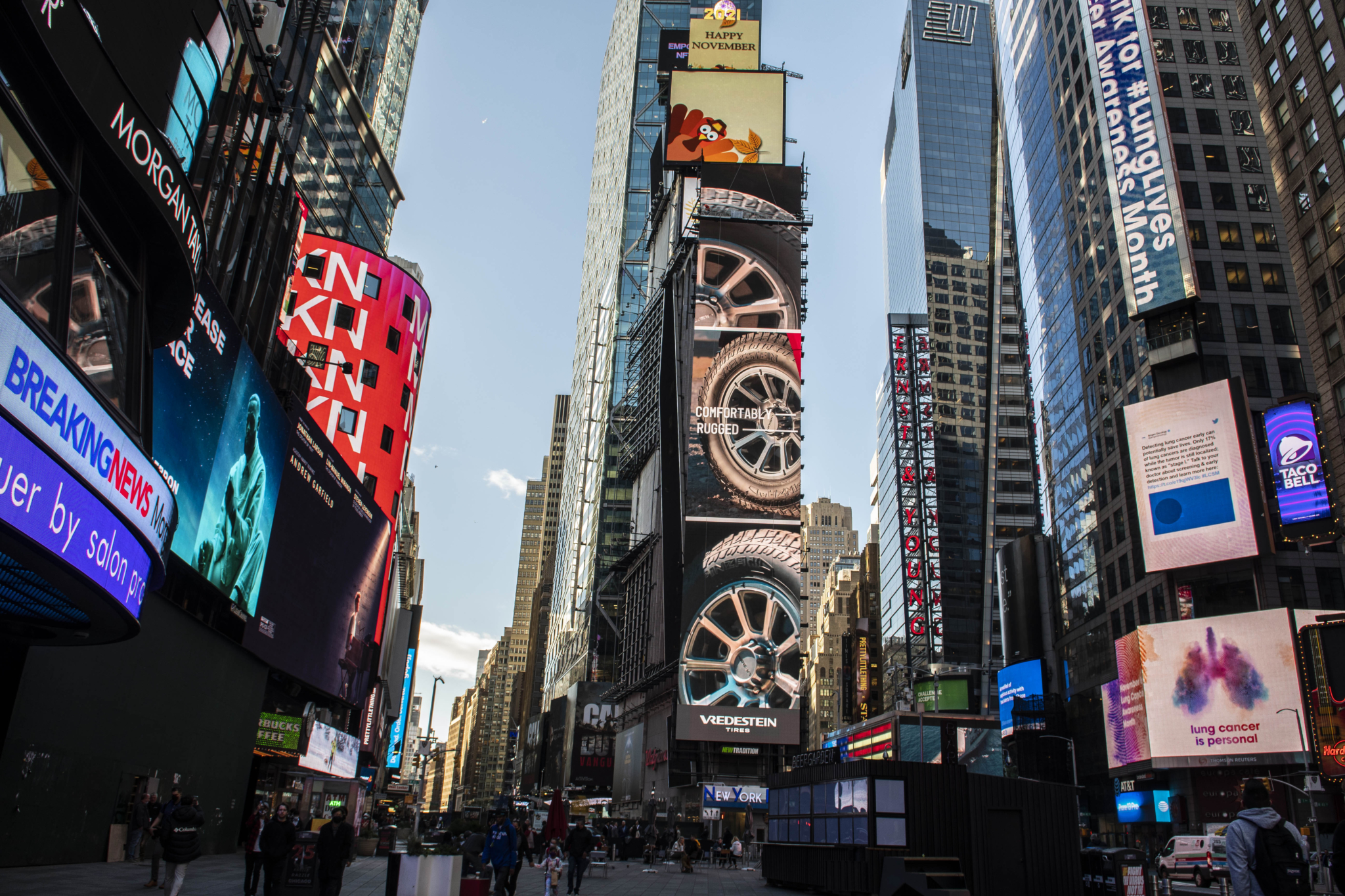 Vredestein Pinza AT debuts in Times Square