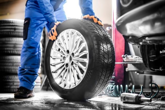 Fleets facing ‘unprecedented’ rises in tyre costs, says i247 Group