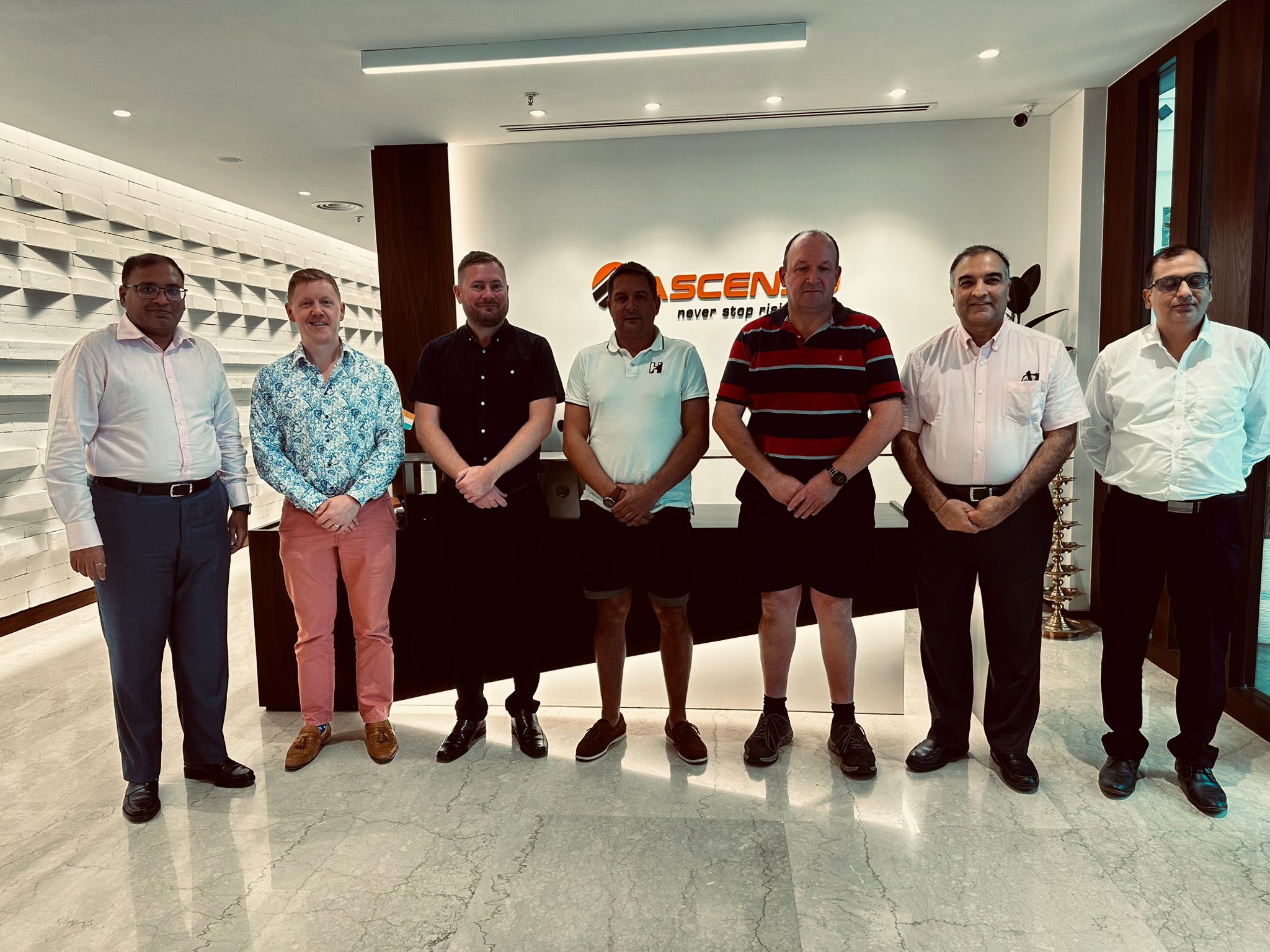 UK tyre dealers visit Ascenso tyre factory in India