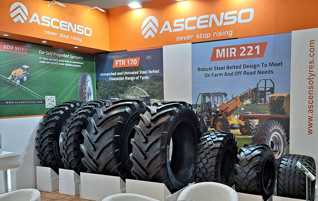 BA Bush team join Ascenso at Agritechnica