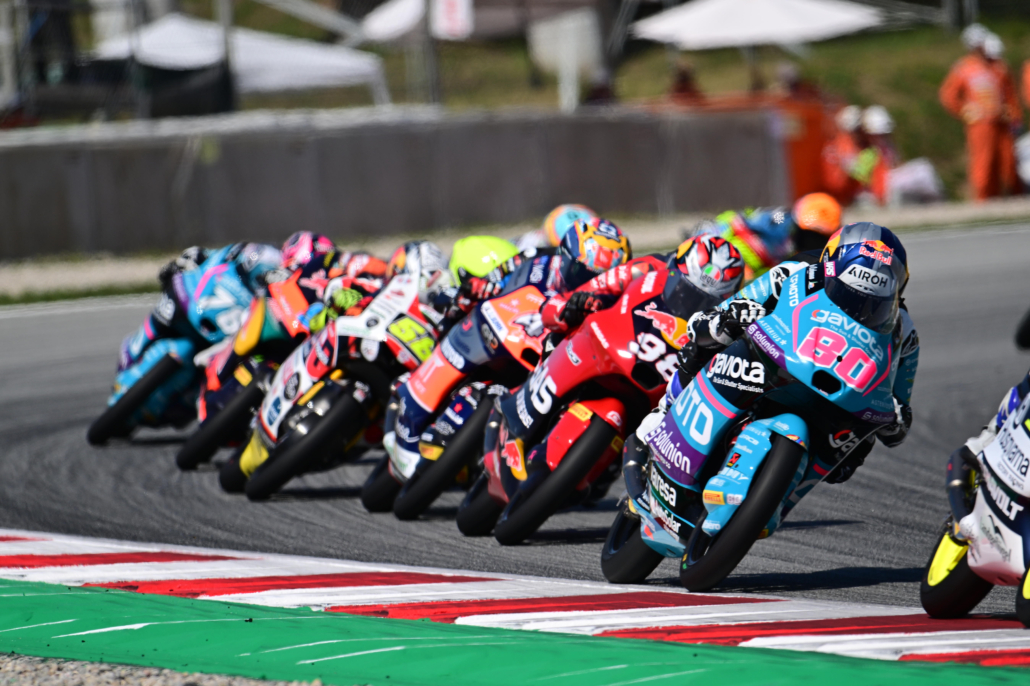 New Catalunya Moto2, Moto3 records set on Pirelli rubber - Tyrepress