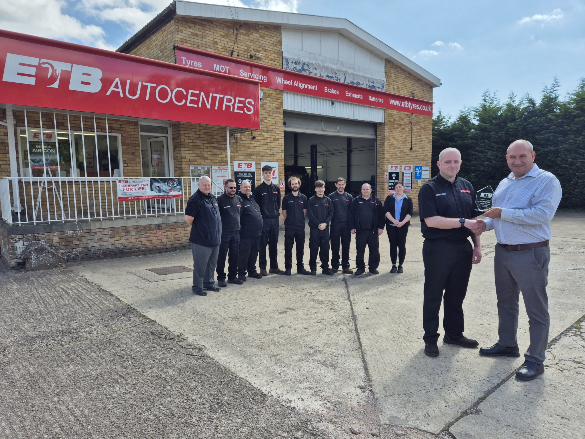 ETB Autocentres makes Lydney branch centre of the year